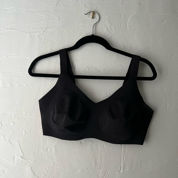 Knix Padded V Neck Bra 7+ - Picture 4 of 6
